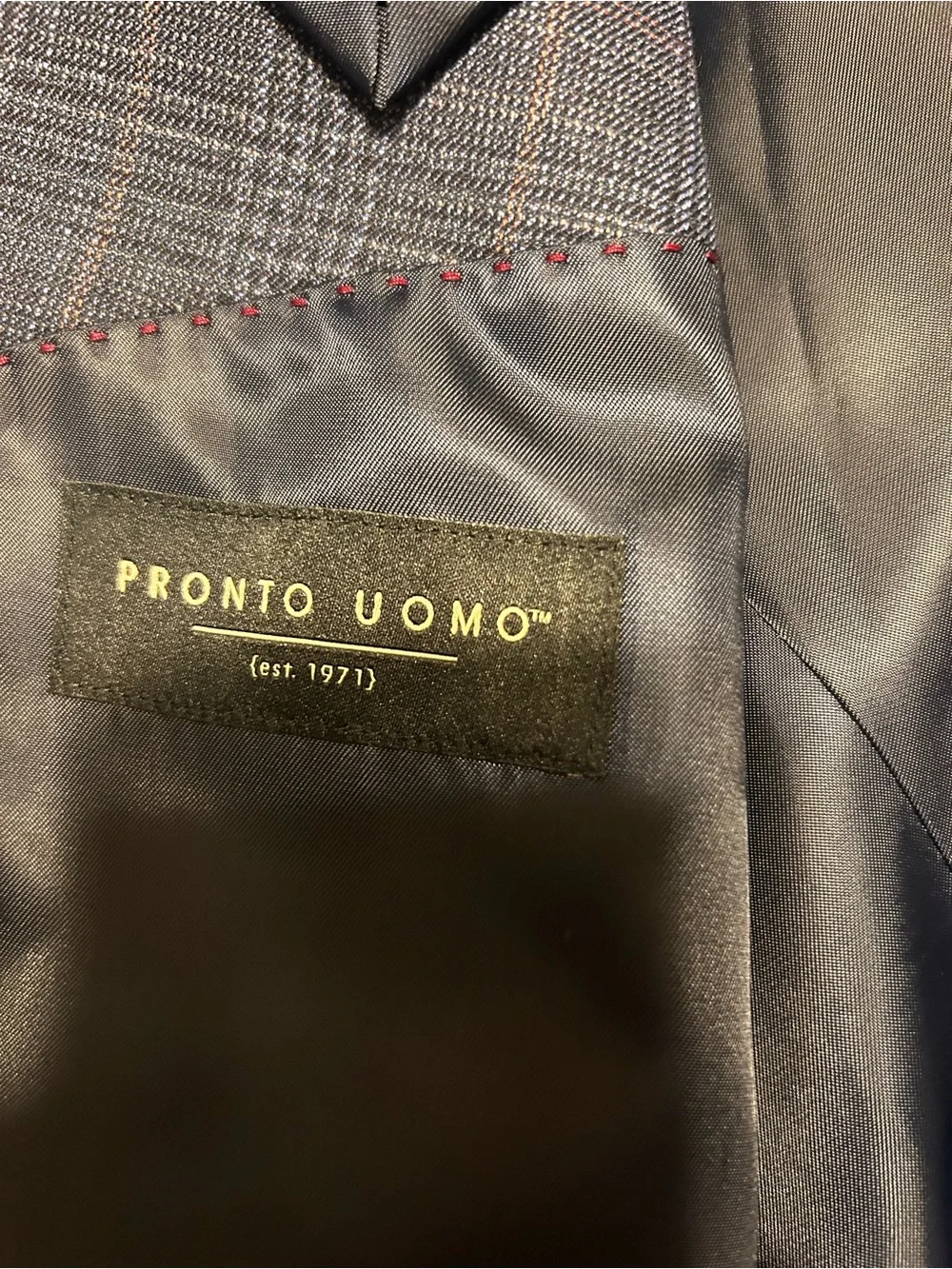 Pronto Uomo Navy Plaid Sport Coat Subtle Burgundy Windowpane. Modern fit stretch